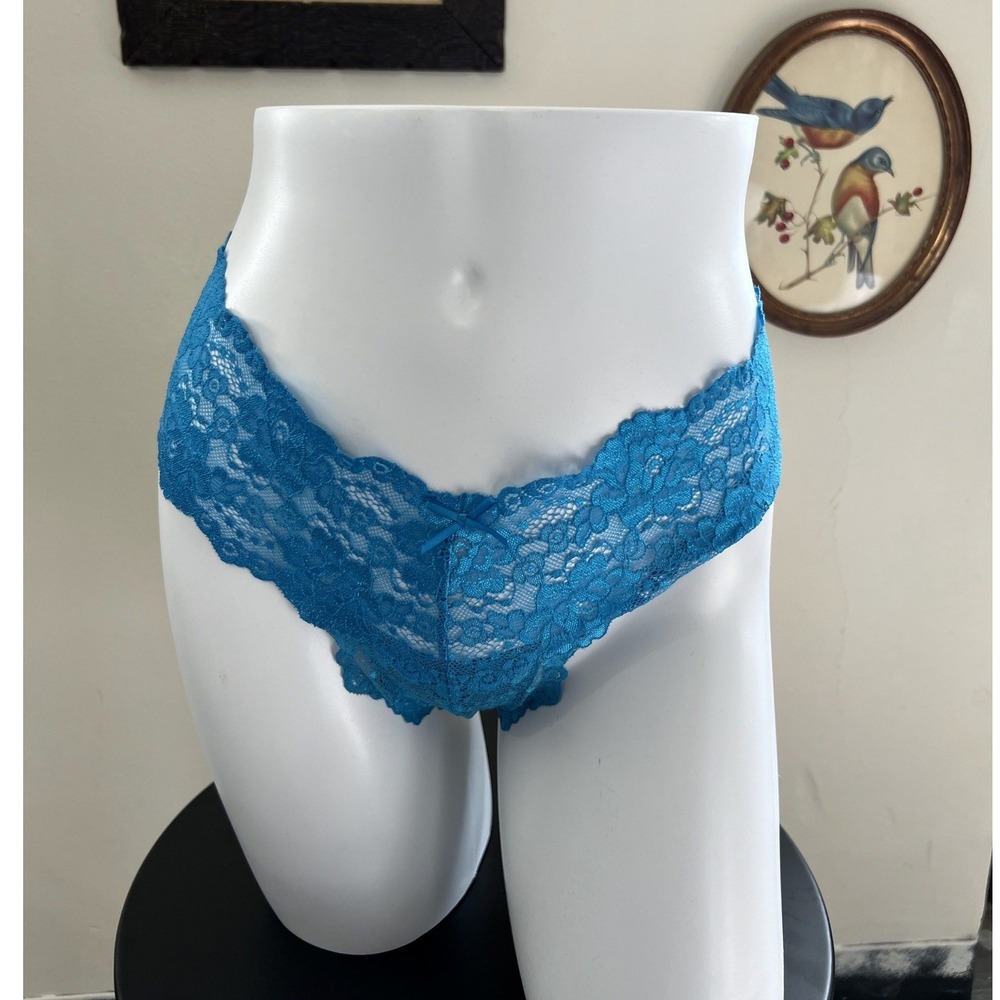 Victoria's Secret Sexy Little Things Blue Lace Stamped Sample Thong Size Large